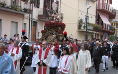 Processione San Canio